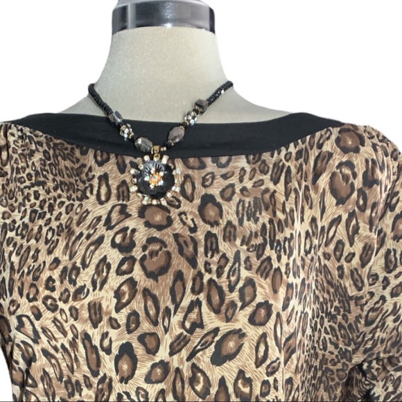 Seductions Leopard Print Brown and black Open Back Blouse Size M - Picture 7 of 13